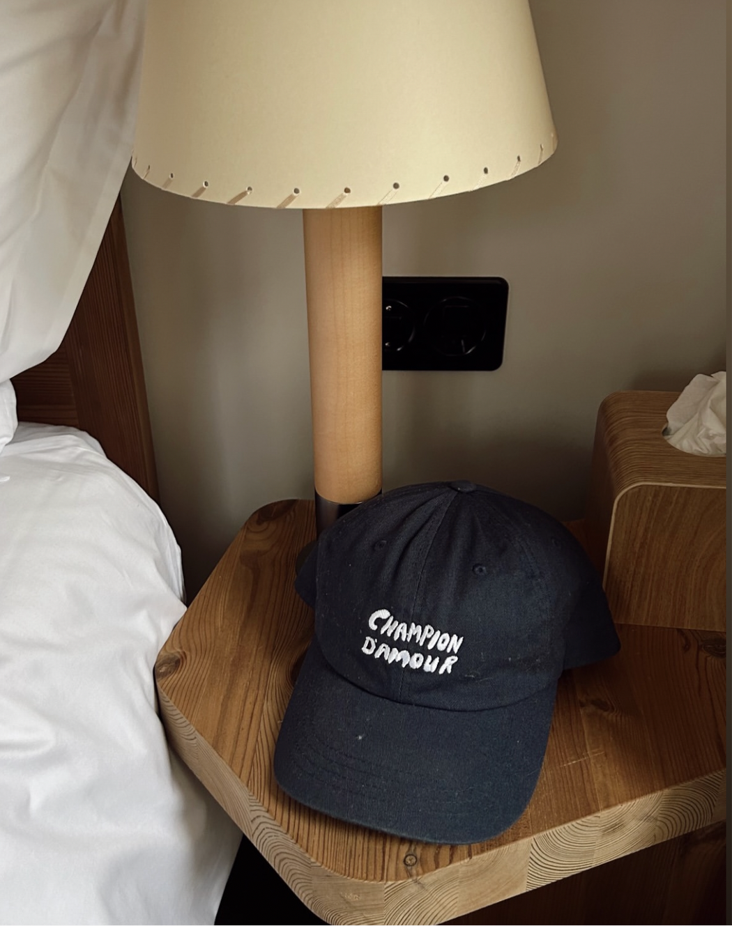 Champion D'Amour Cap - navy /light blue- Victoria Steiner collab