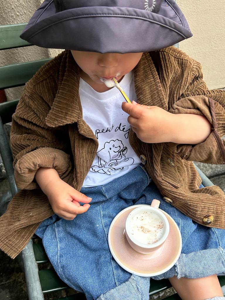 Le Petit Déjeuner kids T-Shirt