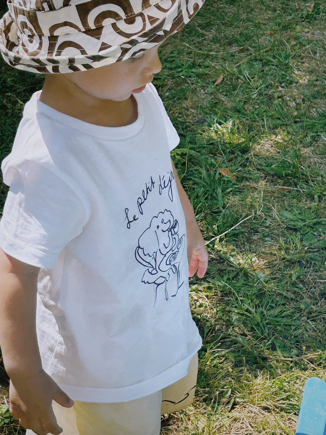 Le Petit Déjeuner kids T-Shirt