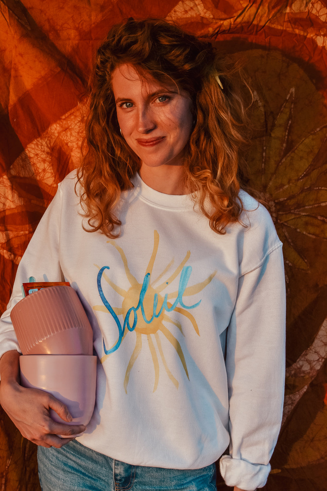 Soleil Sweatshirt- white & light blue