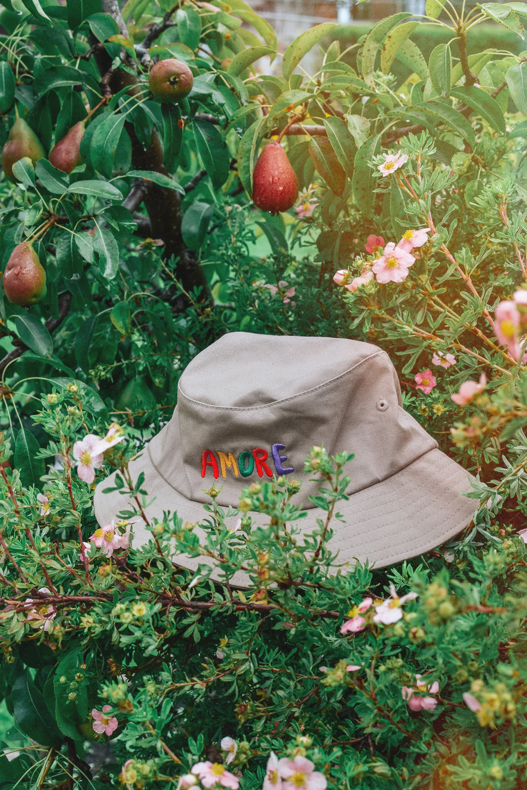 Amore Bucket Hat