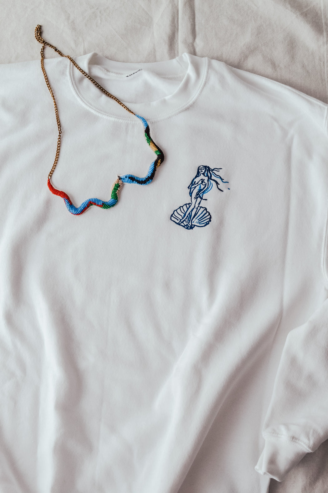 Venus Sweatshirt- white ♥️