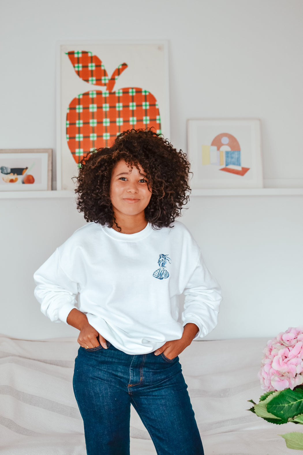 Venus Sweatshirt- white ♥️
