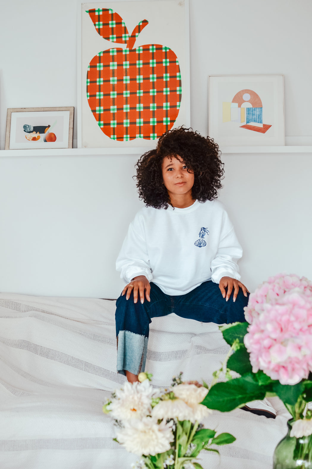 Venus Sweatshirt- white ♥️