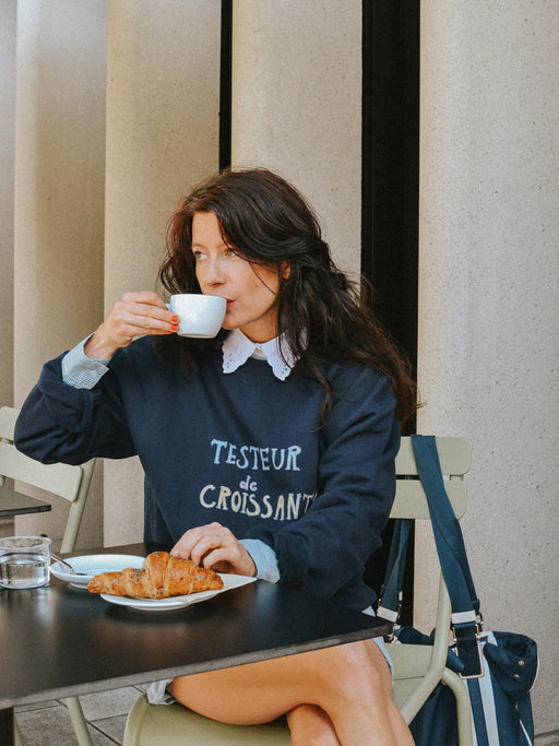 Testeur De Croissants grown up Sweatshirt- navy / light blue